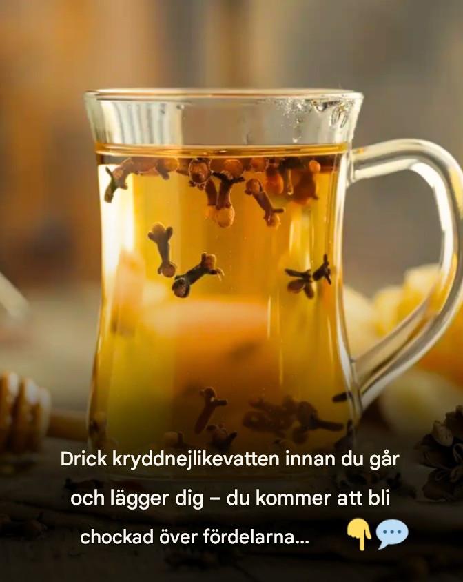 Avslöja hemligheterna med kryddnejlikevatten: Ett hälsoelixir för natten