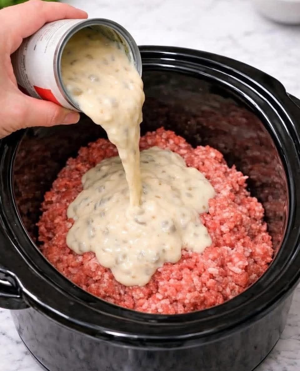 Krämig slow cooker-gryta med nötkött och svamp (Amish-style Comfort Classic)