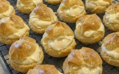 Famous Cream Puffs with Celebrated Filling
