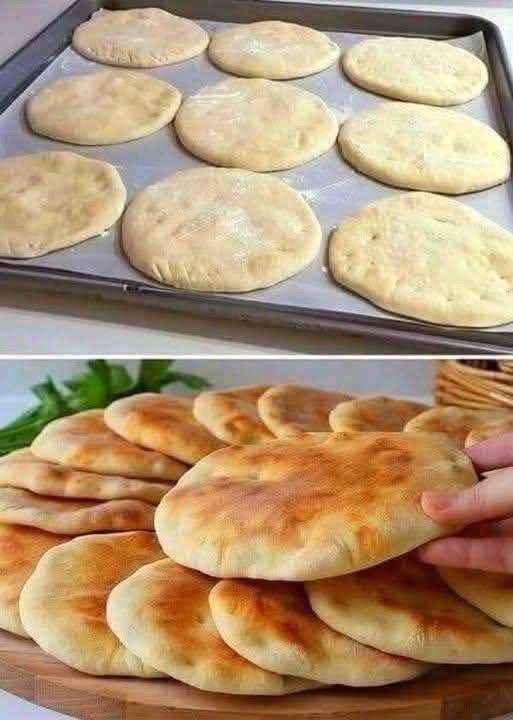 Mjukt hembakat flatbröd i pitabrödsstil i stekpanna