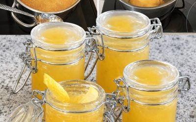 Hemgjord citronmarmelad med hela citroner
