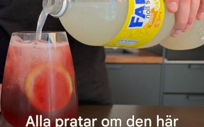 Alla pratar om den här spanska sommardrycket – och du behöver bara två ingredienser!