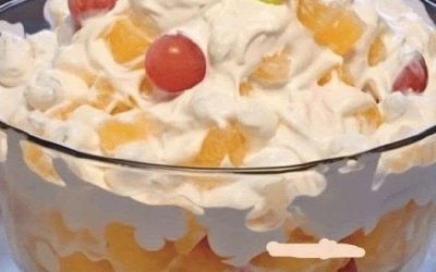 Inget är godare än min mormors ambrosiasallad!