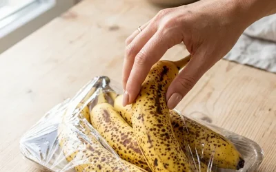 Bruna fläckar på din banan? Vad det säger om din hälsa (och varför du borde sluta kasta ut dem)