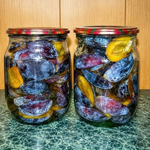 Konserverade plommon utan tillsatt socker – enkelt och naturligt gott