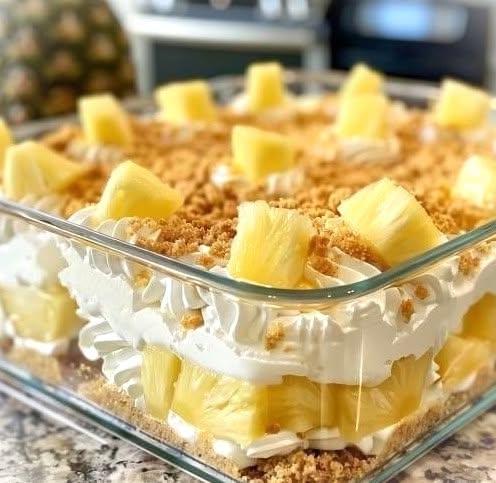 Tropisk ananasdelikat dessert