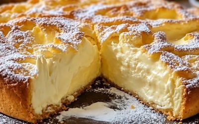 15-minuterstårta! Den berömda tårtan som kommer att göra dig galen! Min mormors hemlighet😍 Recept i kommentarerna. ❤️ Jag skickade den till de som tackade mig
